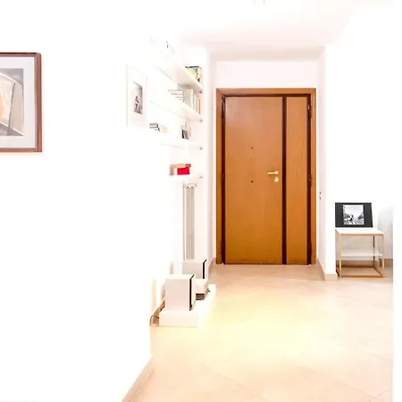 Via Enrico Cosenz Apartment *